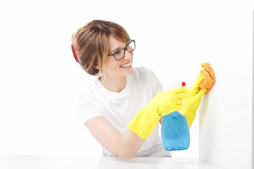 Local Covent Garden carpet cleaning team restoring carpet freshness
